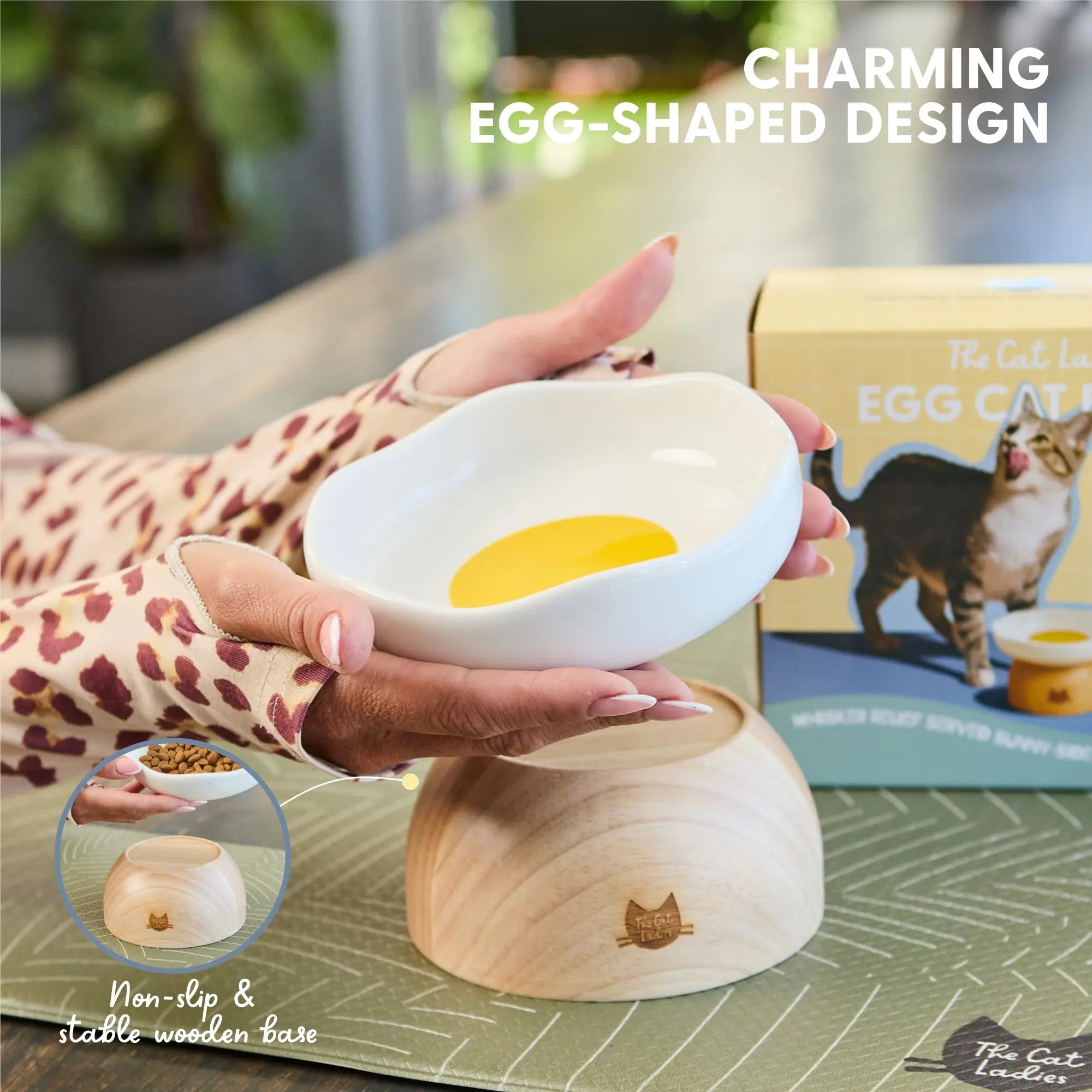 Charming Egg-Shaped Elevated Ceramic Cat Bowl for Stylish Dining