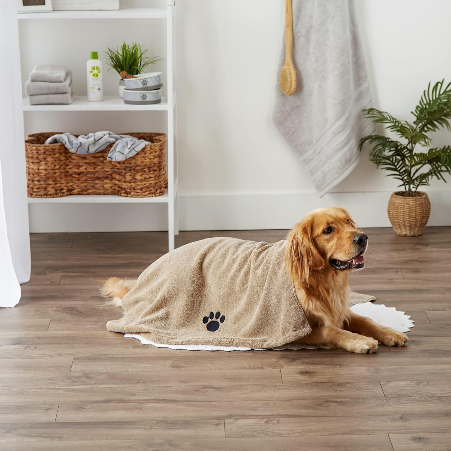 Ultra-Absorbent Pet Grooming Microfiber Towel - X-Large 41x23.5" in Stylish Taupe, Perfect for All Your Furry Friends