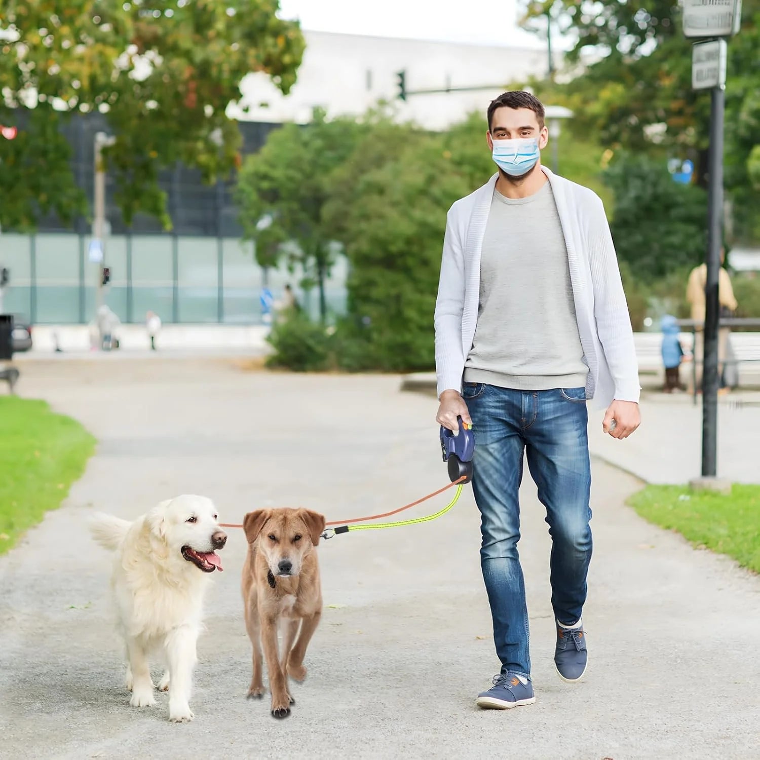 Revolutionary Dual Pet Leash: Retractable, Reflective, and Tangle-Free with 360° Swivel Design for Effortless Double Dog Walking